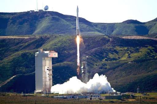 Classified US satellite launched from California