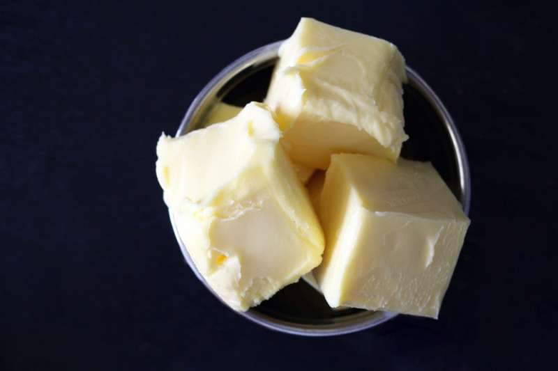 Consuming saturated animal fats increases the risk of type 2 diabetes