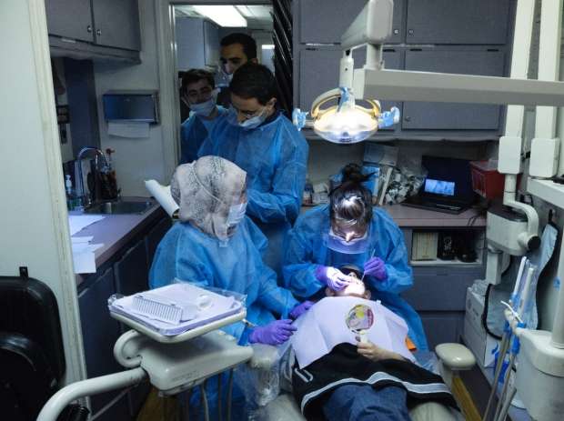 Disparities between asian immigrants and sufficient access and utilization of dental service