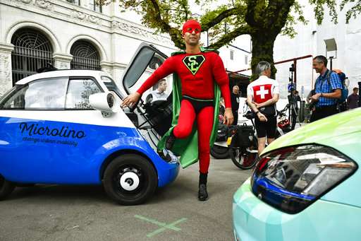 Electric vehicle rally sets off in Switzerland