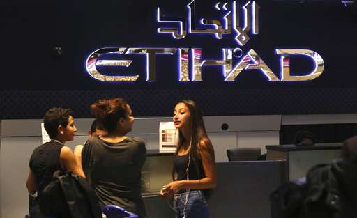 Emirates, Turkish Airlines try to join Etihad off laptop ban