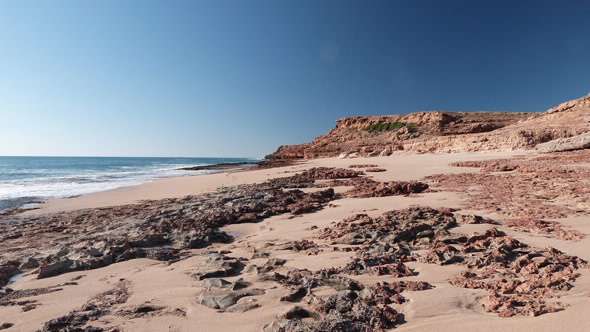 Evidence of the earliest occupation of the coasts of Australia from Barrow Island, Northwest Australia