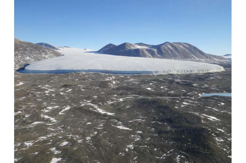 Extreme melt season leads to decade-long ecosystem changes in Antarctic polar desert