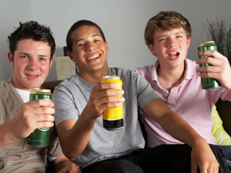 Fewer U.S. teens are boozing it up