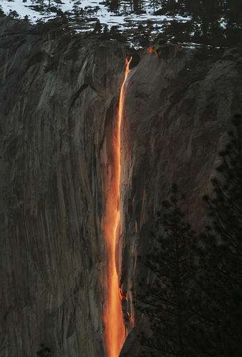 'Firefall' phenomenon wows visitors to Yosemite's El Capitan