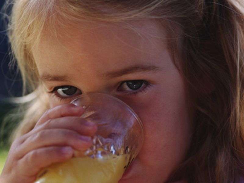 Fruit juice for kids: A serving a day OK
