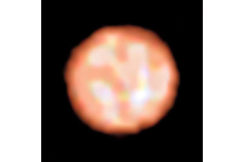 Giant bubbles on red giant star's surface