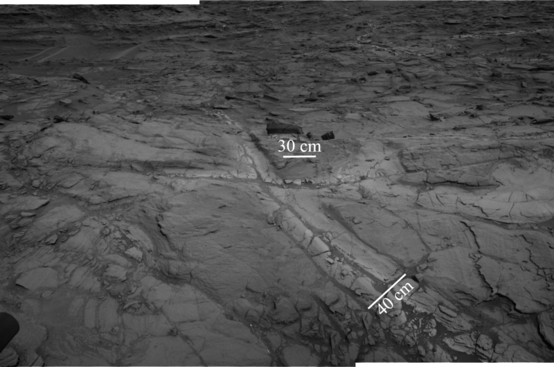 'Halos' discovered on Mars widen time frame for potential life