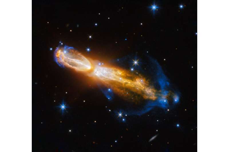 Hubble captures brilliant star death in 'rotten egg' nebula