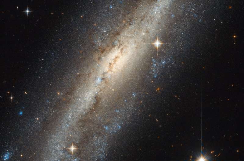 Hubble sees spiral in Andromeda