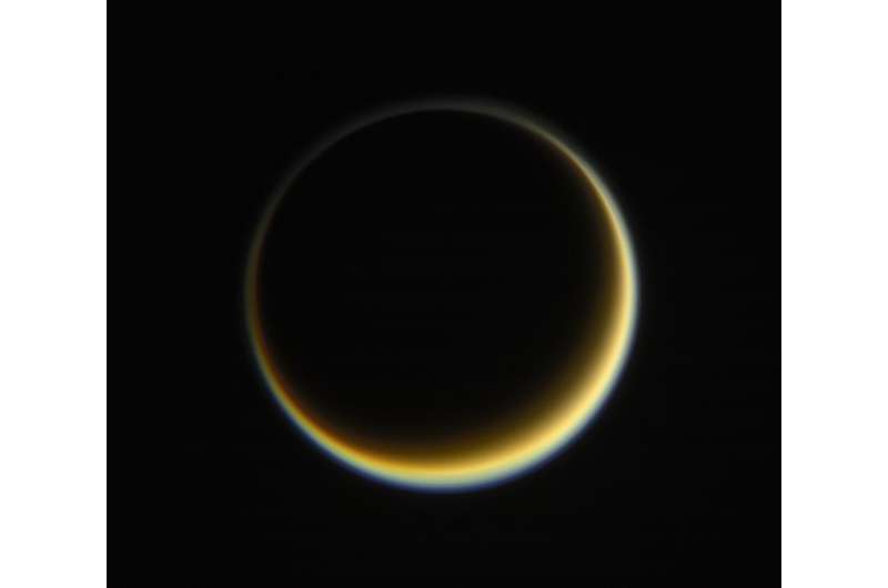Image: Highlighting Titan's hazes