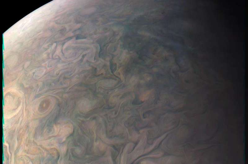 Image: Juno’s close look at the Little Red Spot