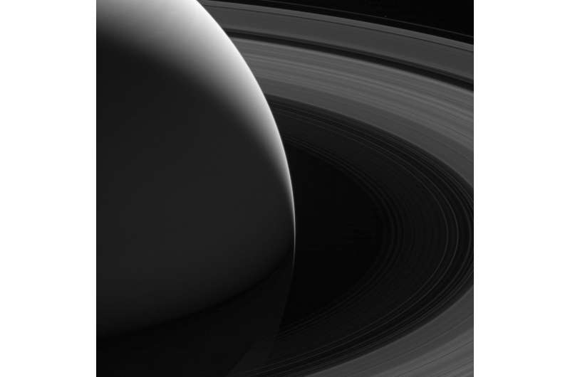 Image: The grace of Saturn