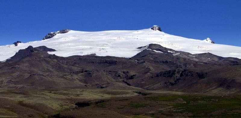 Is Iceland's tallest volcano awakening?