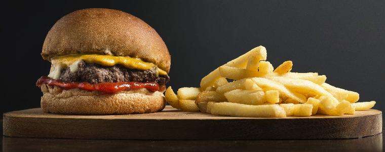 Living near fast food outlets linked to weight gain in primary school children