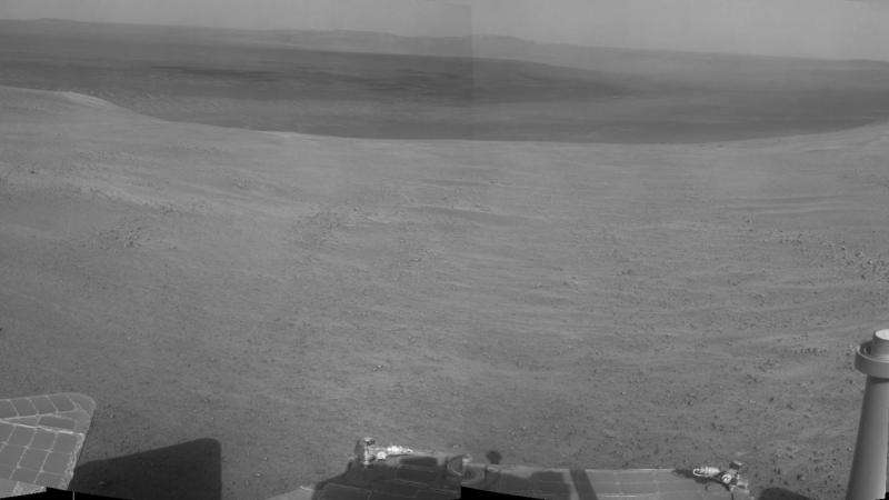 Mars rover Opportunity begins study of ancient valley's origin