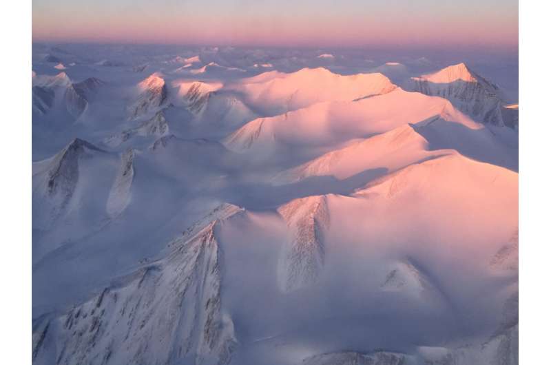 NASA's aerial survey of polar ice expands its Arctic reach