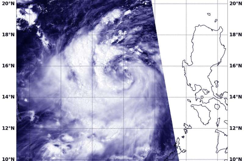 NASA sees spiraling bands of storms wrap into Tropical Cyclone Doksuri