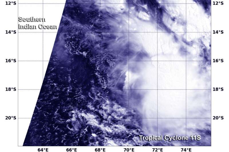 NASA sees wind shear affecting Tropical Cyclone 11S
