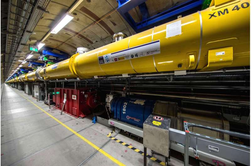 Particle accelerator for the European XFEL X-ray laser operational