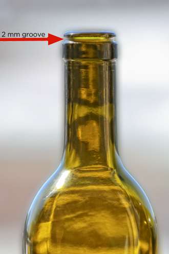 Physicist develops drip-free wine bottle