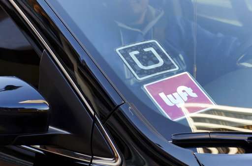 Report: Uber used secret program to track Lyft drivers