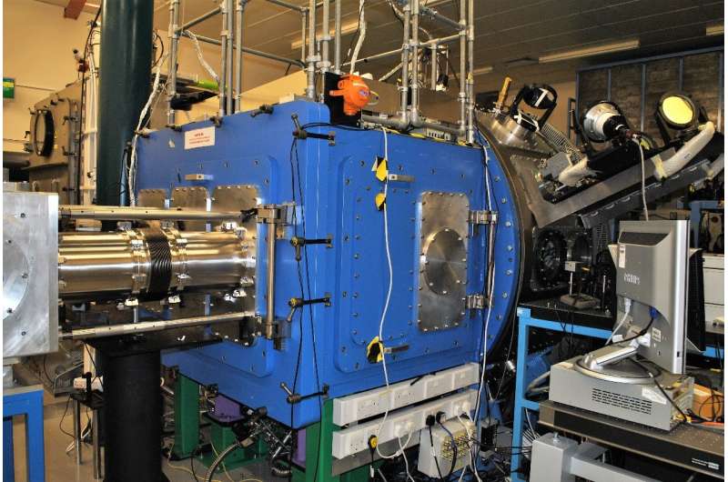 Strathclyde-led research develops world's highest gain high-power laser amplifier