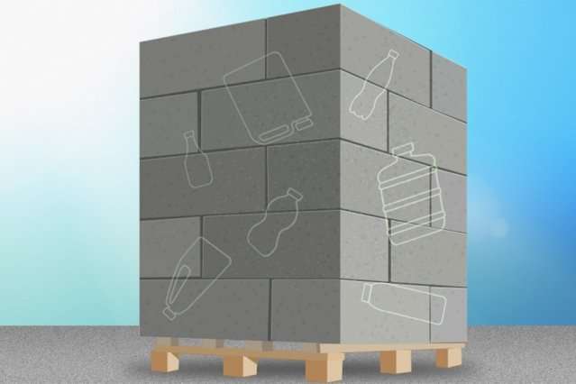 Students fortify concrete by adding recycled plastic