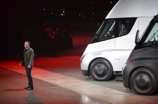 Tesla Chairman and CEO Elon Musk unveils the new electric &quot;Semi&quot; Truck on November 16, 2017 in Hawthorne, California