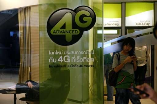 Thais will soon need face scans or fingerpints to buy SIM cards