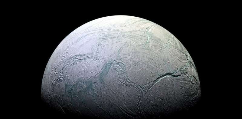 The internal ocean of Saturn's moon Enceladus could be old enough to have evolved life, finds study