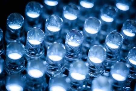 The microscopic origin of efficiency droop in LEDs