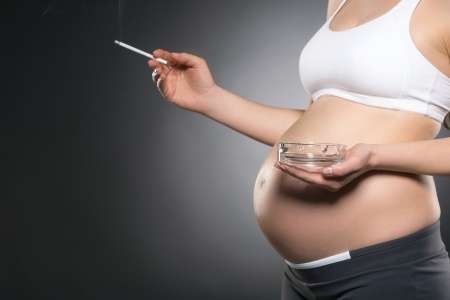 Women exposed to smoke while in womb more likely to miscarry