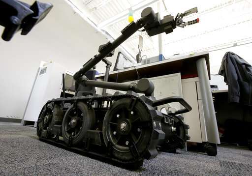 Army looks for a few good robots, sparks industry battle