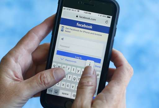 Facebook pulls security app from Apple store over privacy