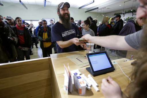 Green Tuesday: Crowds line up at 1st East Coast pot shops