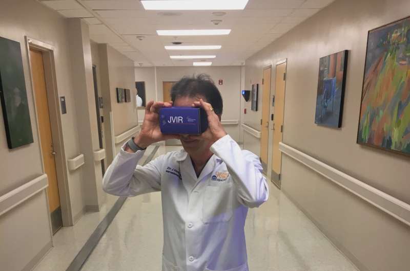 Into the OR in VR: Doctor harnesses virtual reality as powerful teaching tool
