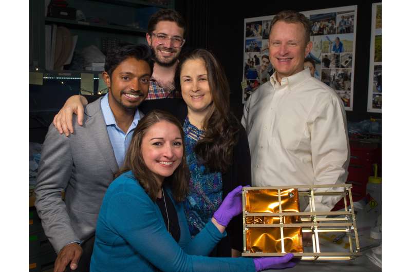 NASA team demonstrates 'science on a shoestring' with greenhouse gas-measuring instrument