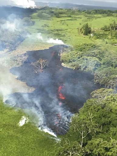 New cracks spew lava as Hawaii volcano erupts for 2nd week