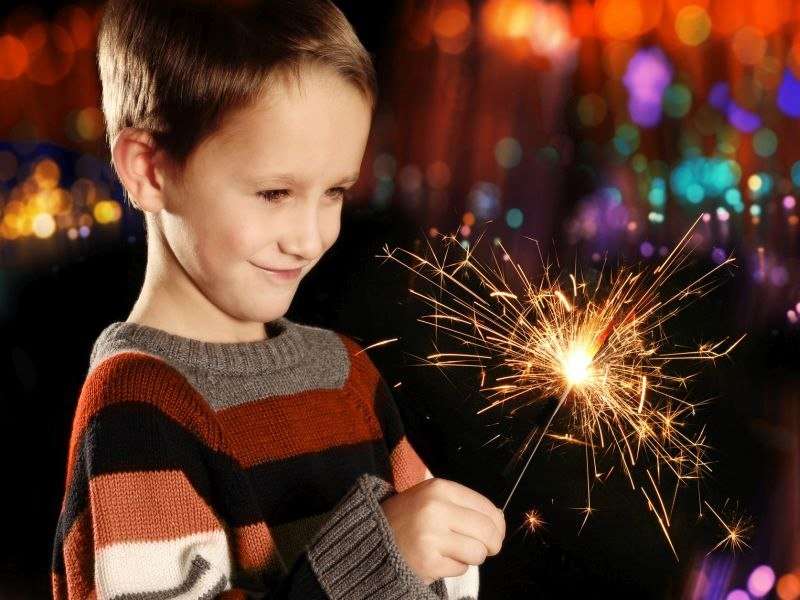 Ophthalmologists warn about eye injury risk with fireworks