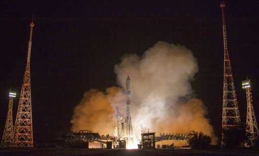 Russian cargo ship makes fastest-ever trip to space station (Update)