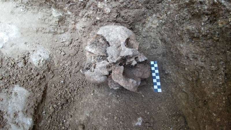 'Vampire burial' reveals efforts to prevent child's return from grave