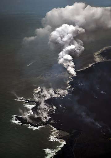Hawaii volcano unleashes more small blasts, snaking lava