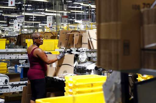 Amazon jumps out ahead of its rivals and raises wages to $15