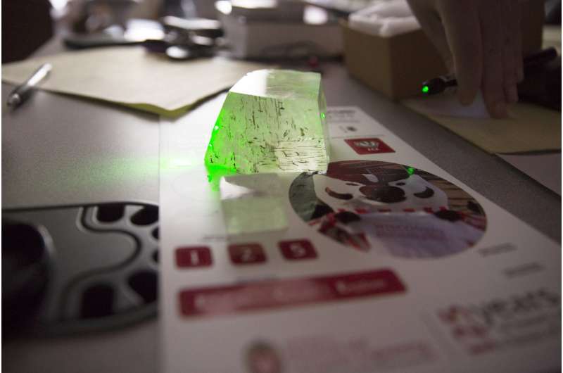 Best ever at splitting light, new material could improve LEDs, solar cells, optical sensors
