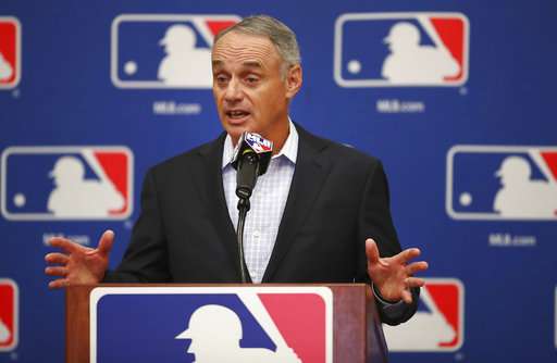 Facebook to stream 25 MLB games in exclusive deal