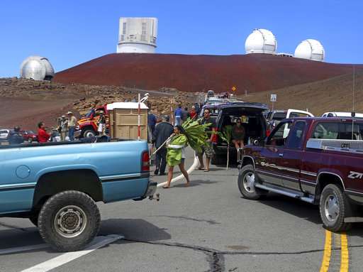 Hawaii board delays decision on location for giant telescope