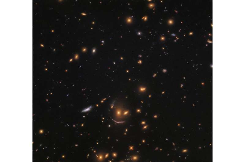 Image: Hubble finds smiling face in a hunt for newborn stars