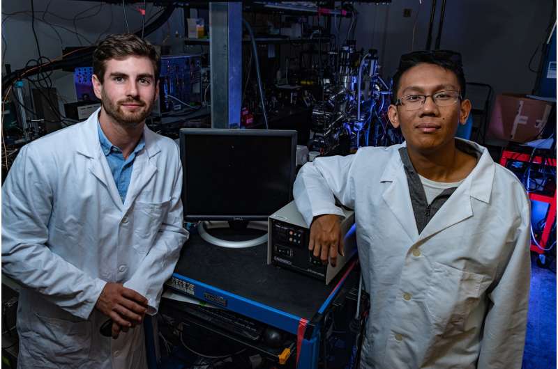 Light makes Rice University catalyst more effective
