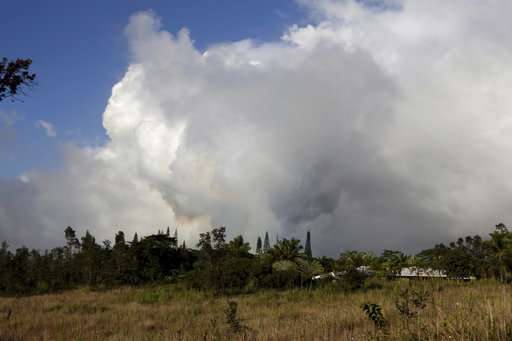 New volcanic lava fissure in Hawaii prompts more evacuations